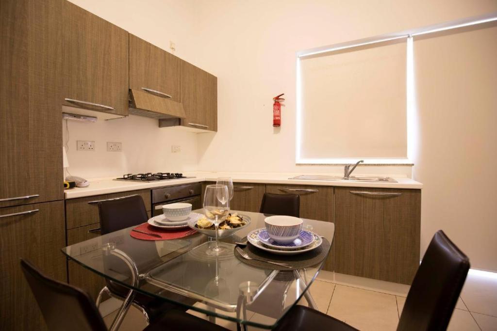 Metrostays Apartament Sliema Buitenkant foto